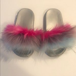 Super cute furry slides!